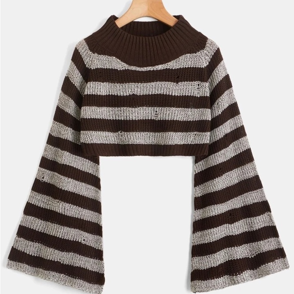 Striped Pattern Flounce Sleeve Sweater